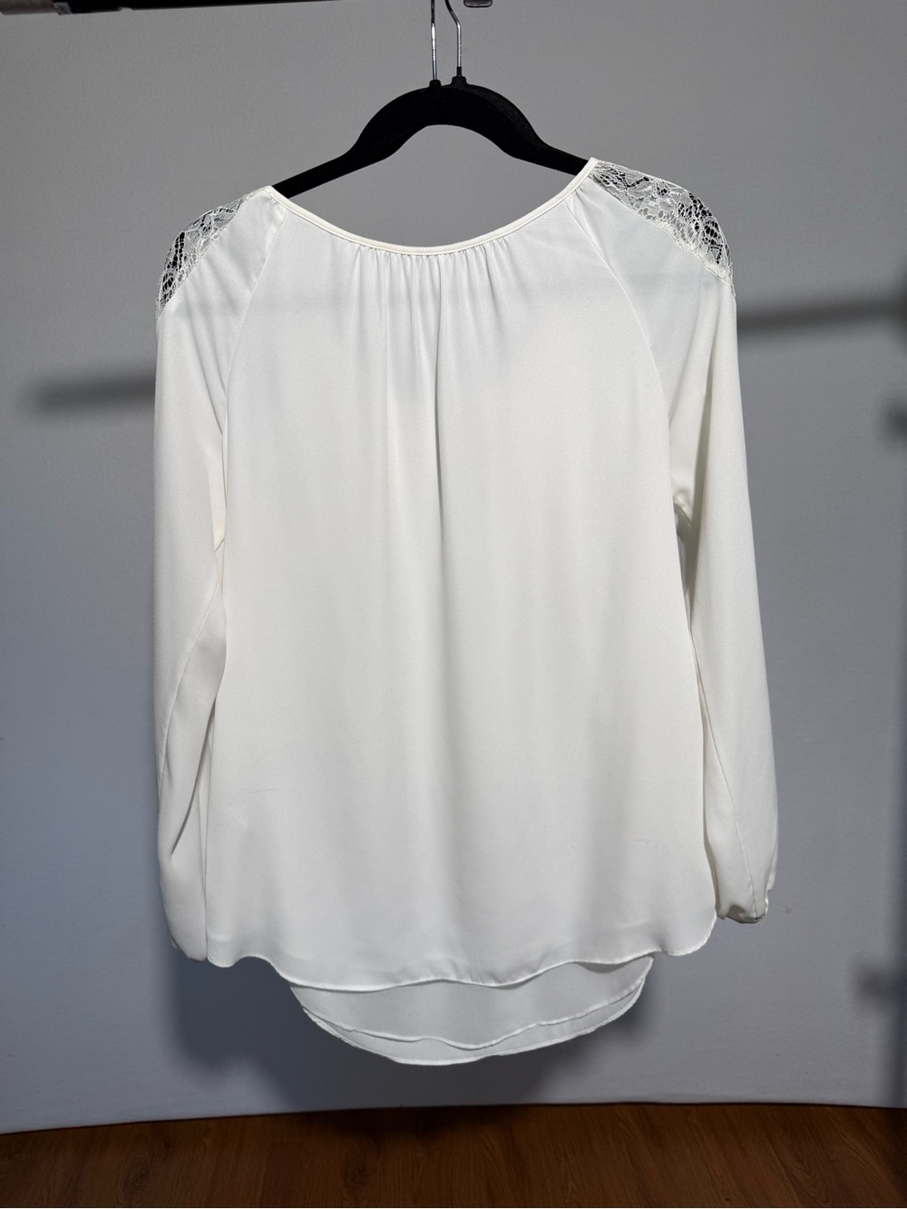 White House Black Market White Cold-Shoulder Lace-Trim Blouse - Picture 2 of 9